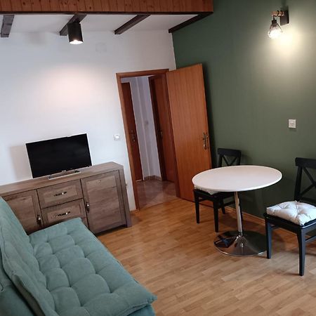 Apartmani Miki Podgora Exterior foto