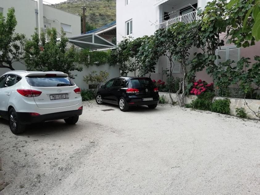 Apartmani Miki Podgora Exterior foto